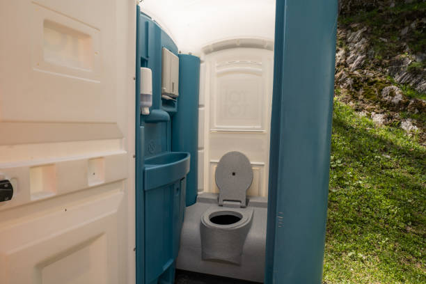 Best Local porta potty services  in Honaunau Napoopoo, HI